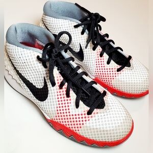Nike Kyrie 1 (GS) Home/Infrared 2015 Sneakers Size 6Y